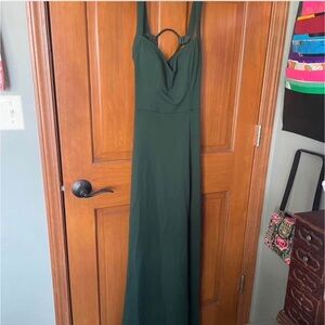 Windsor Forest Green Maxi Dress with Sweetheart Neckline